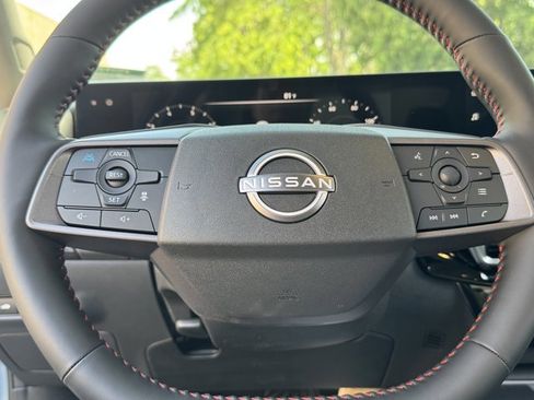 New 2026 Nissan Sentra SR w/ SR Premium Package FWD image 18