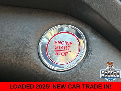 Used 2025 Acura RDX SH-AWD image 25