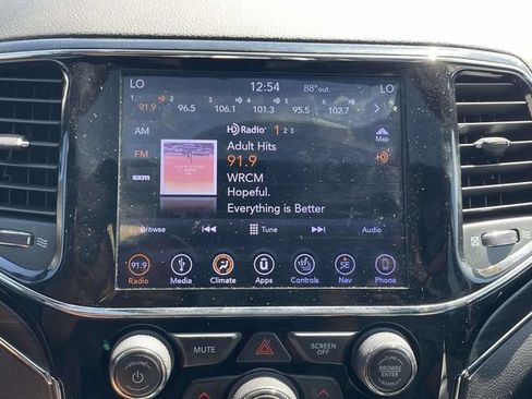 Used 2019 Jeep Grand Cherokee Limited AWD/4WD image 29
