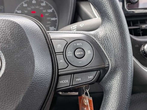 Used 2024 Toyota Corolla LE FWD image 21