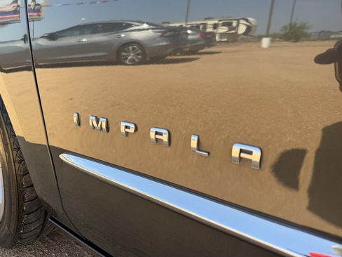 Used 2015 Chevrolet Impala LTZ FWD image 7