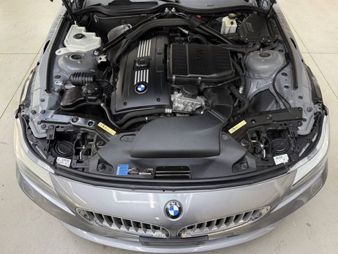 Used 2009 BMW Z4 sDrive35i RWD image 7