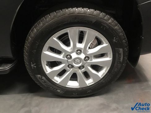 Used 2016 Toyota Sequoia Limited image 31
