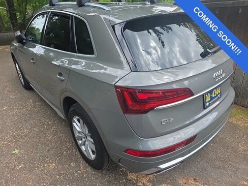 Used 2023 Audi Q5 2.0T Premium w/ Convenience Package AWD/4WD image 2