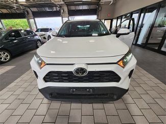 Used 2021 Toyota RAV4 LE AWD/4WD video 2