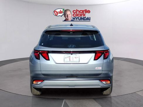 New 2026 Hyundai Tucson SE FWD image 4