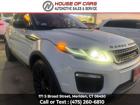 Used 2017 Land Rover Range Rover Evoque SE Premium image 15