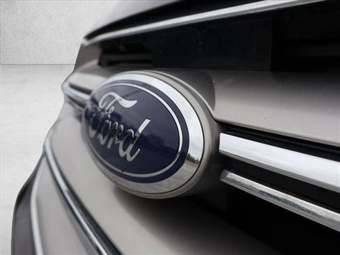 Used 2015 Ford Edge SEL FWD image 27