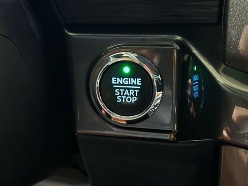 Used 2021 Ford F150 XLT w/ Equipment Group 302A High image 39