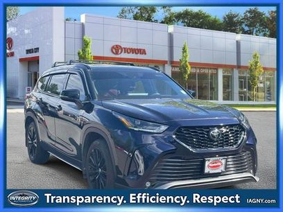 Used 2023 Toyota Highlander XSE