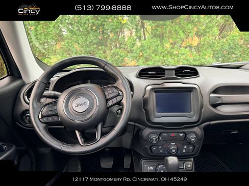 Used 2018 Jeep Renegade Altitude image 13