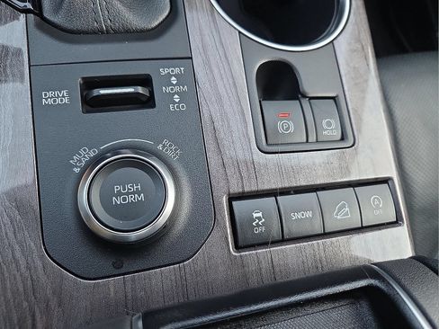 Used 2022 Toyota Highlander Platinum AWD/4WD image 21