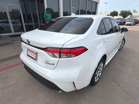 Used 2023 Toyota Corolla LE FWD image 8