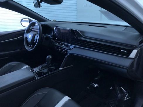 Certified 2025 Toyota Camry SE image 24