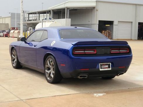 Used 2020 Dodge Challenger GT w/ Driver Convenience Group RWD image 7