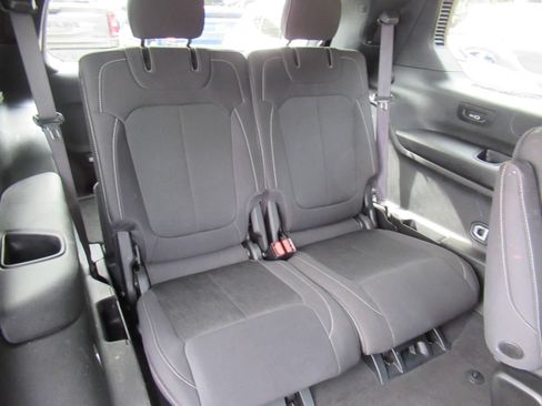 Certified 2025 Jeep Grand Cherokee L Laredo w/ Luxury Tech Group I RWD image 33
