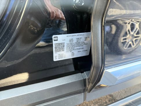 New 2026 GMC Yukon XL Denali w/ Sun & Power Step Package image 28