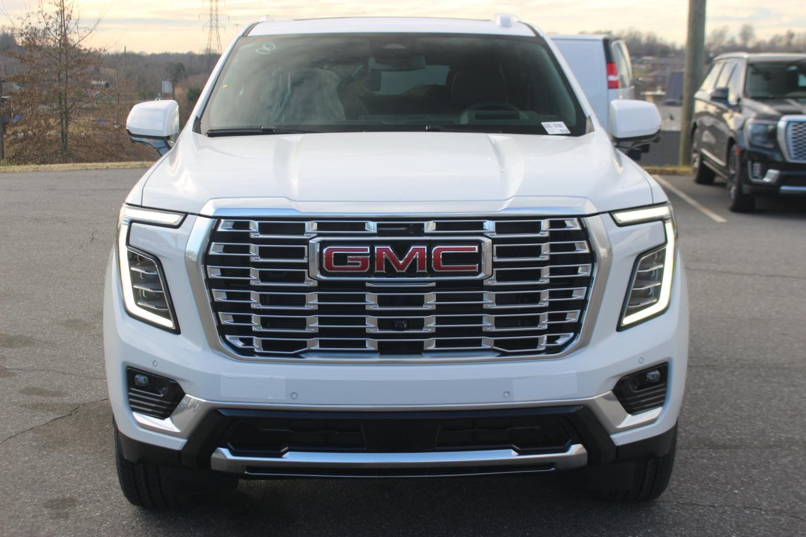 New 2026 GMC Yukon XL Denali w/ Sun & Power Step Package AWD/4WD image 2