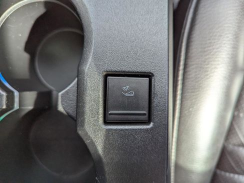 Used 2008 Ford Mustang GT RWD image 26