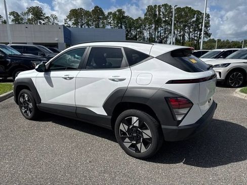 Certified 2024 Hyundai Kona SEL AWD/4WD image 10