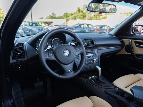 Used 2008 BMW 135i Convertible RWD image 23