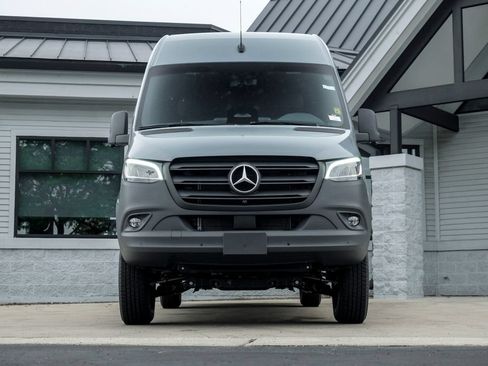New 2026 Mercedes-Benz Sprinter 2500 image 5