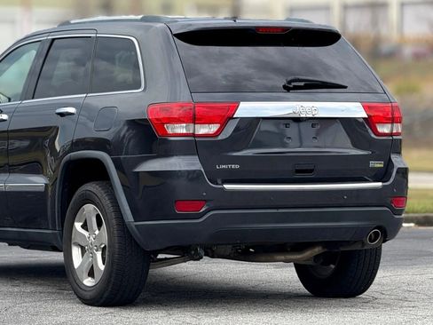 Used 2013 Jeep Grand Cherokee Limited image 15