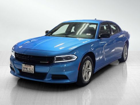 Used 2023 Dodge Charger SXT image 3