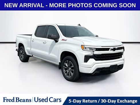 Used 2022 Chevrolet Silverado 1500 RST AWD/4WD image 1