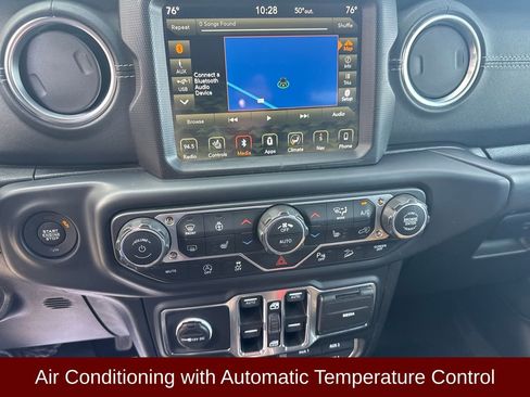 Used 2019 Jeep Wrangler Unlimited Sahara w/ Quick Order Package 24M Moab image 14