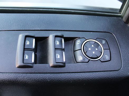 Used 2017 Ford F150 Lariat image 33