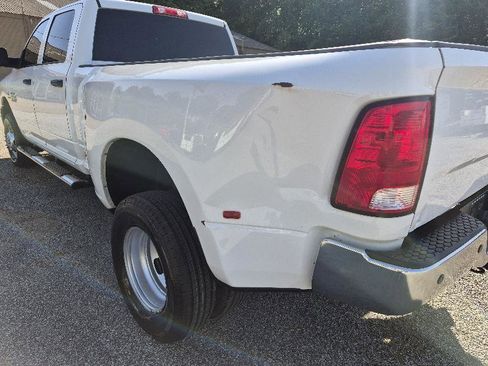 Used 2015 RAM 3500 Tradesman w/ Chrome Appearance Group AWD/4WD image 9