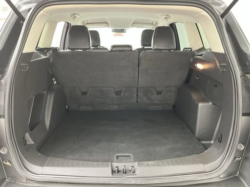 Used 2019 Ford Escape SE AWD/4WD image 3