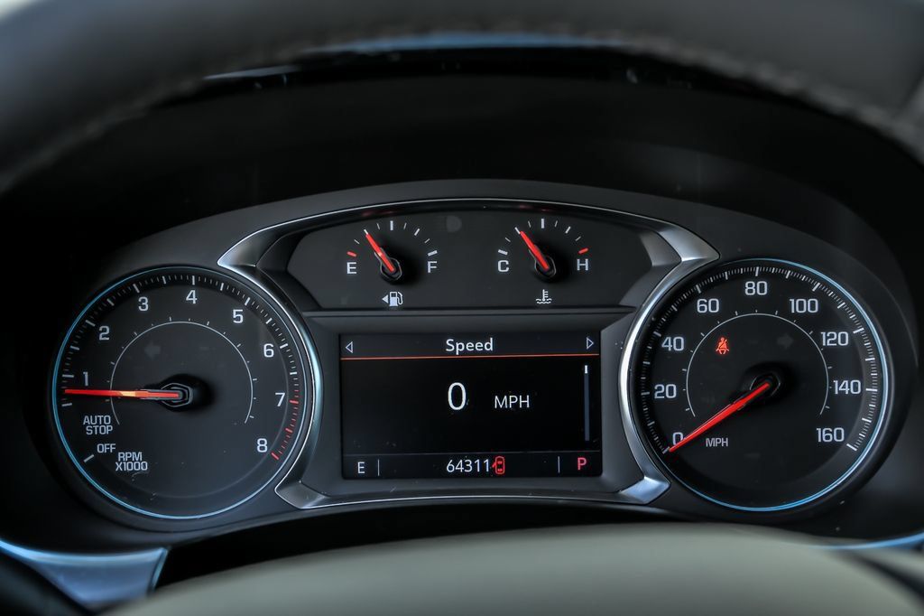Used 2023 Chevrolet Traverse LT AWD/4WD image 20