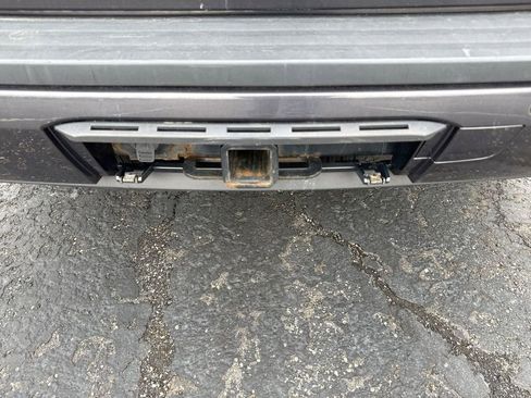 Used 2017 GMC Yukon SLT w/ Open Road Package image 7