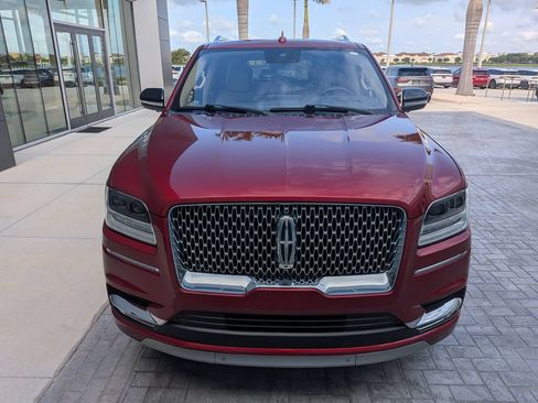Certified 2019 Lincoln Navigator Reserve AWD/4WD image 8
