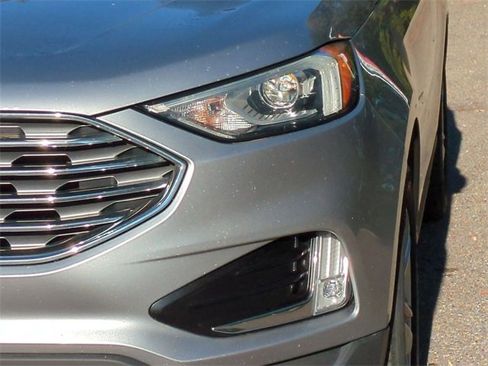 Used 2020 Ford Edge SEL w/ Convenience Package image 9