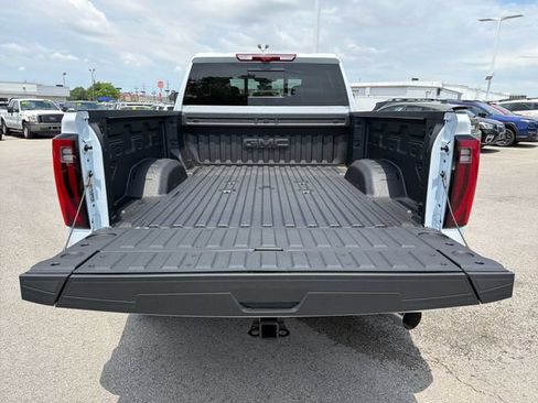 New 2026 GMC Sierra 2500 Denali Ultimate AWD/4WD image 24