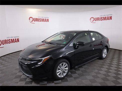 Used 2026 Toyota Corolla LE w/ LE Premium Package image 3