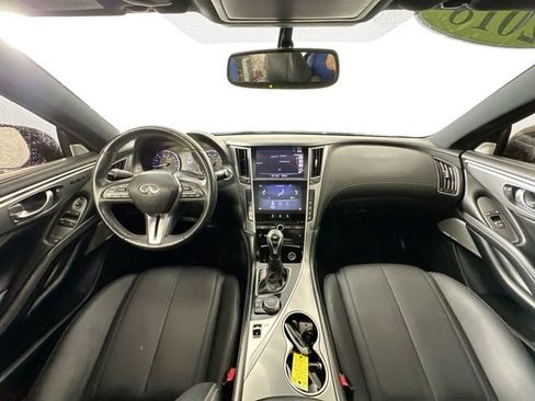 Used 2018 INFINITI Q60 3.0t Luxe w/ Sensory Package 3.0T Luxe AWD/4WD image 3