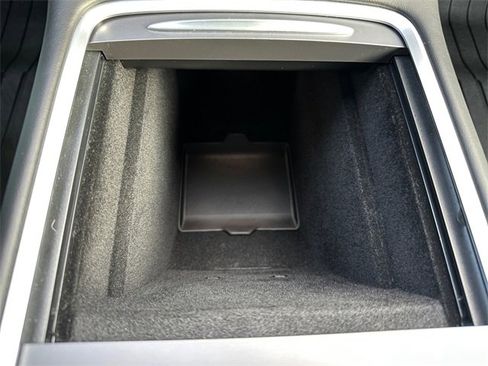 Used 2023 Tesla Model 3 Standard Range image 22