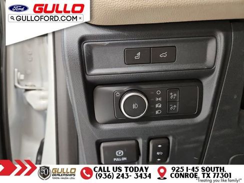 Used 2022 Ford Expedition Max Limited image 21