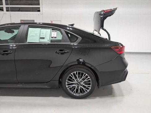 Certified 2024 Kia Forte GT-Line w/ GT-Line Premium Package image 11