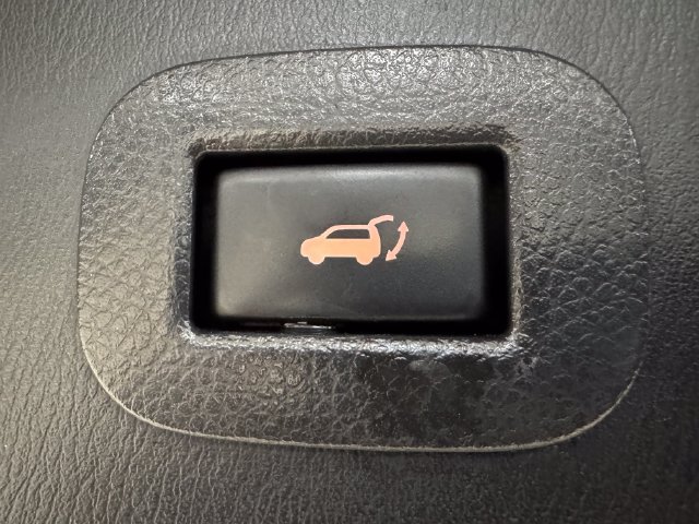 Used 2019 Nissan Armada SL w/ Premium Package RWD image 26