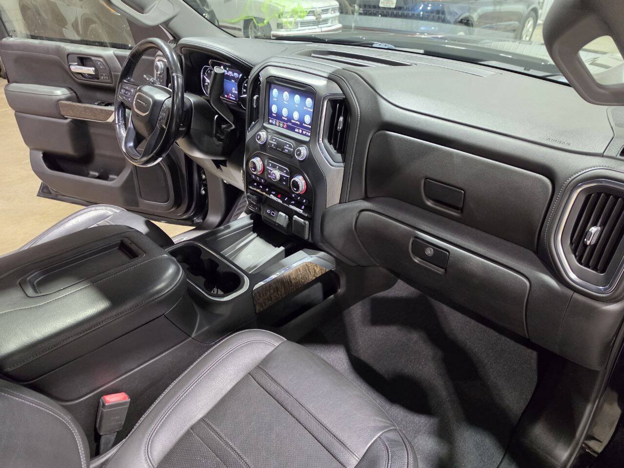 Used 2019 GMC Sierra 1500 Denali w/ Driver Alert Package II AWD/4WD image 36