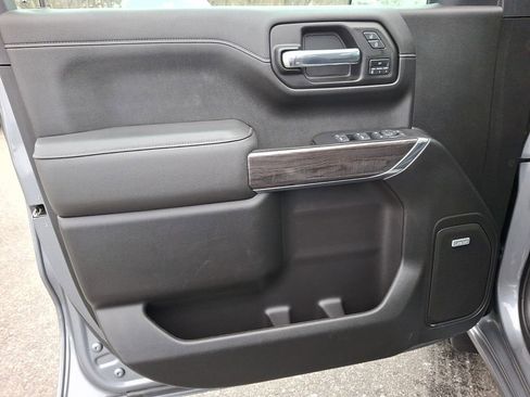 Used 2022 Chevrolet Silverado 1500 LTZ w/ LTZ Premium Package image 12