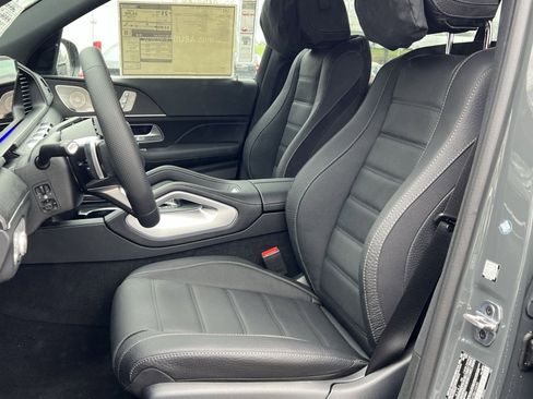 New 2026 Mercedes-Benz GLS 450 4MATIC image 11