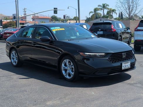 Certified 2023 Honda Accord LX image 3