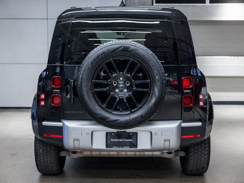 Used 2025 Land Rover Defender 110 S AWD/4WD image 18