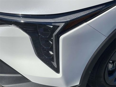 New 2025 Kia K4 LXS image 8